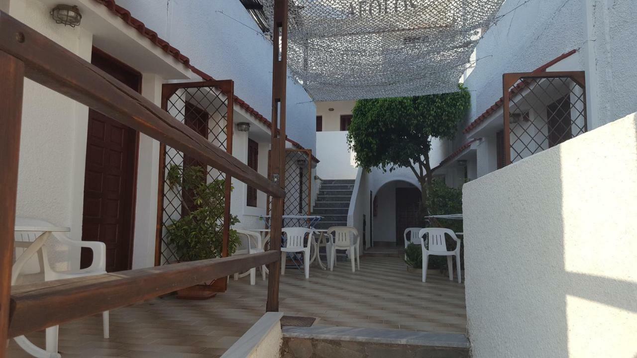 Aeolos Hotel Apartments Gythio Exterior photo