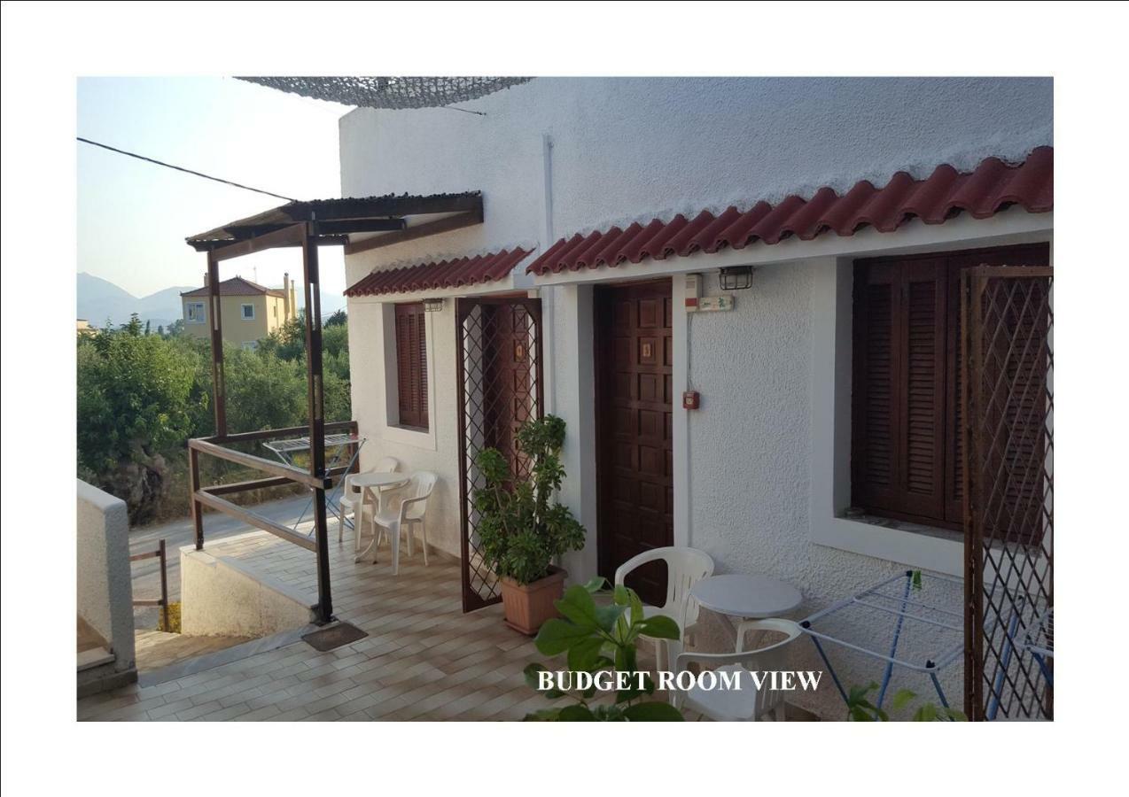 Aeolos Hotel Apartments Gythio Exterior photo